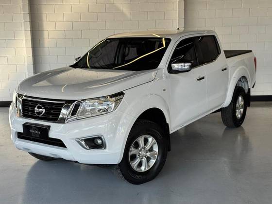 NISSAN FRONTIER 2.3 16V TURBO DIESEL SE CD 4X4 AUTOMÁTICO NISSAN FRONTIER 2.3 16V TURBO DIESEL SE CD 4X4 AUTOMÁTICO